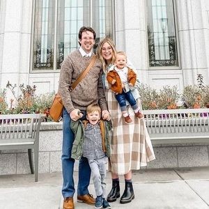 Meet your Posher, Sydney